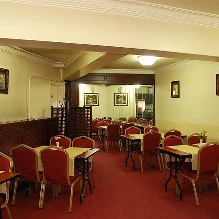 Hotel Mithat 3*