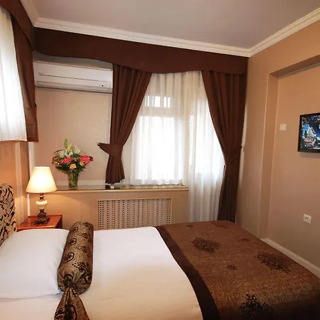 Mithat Hotel
